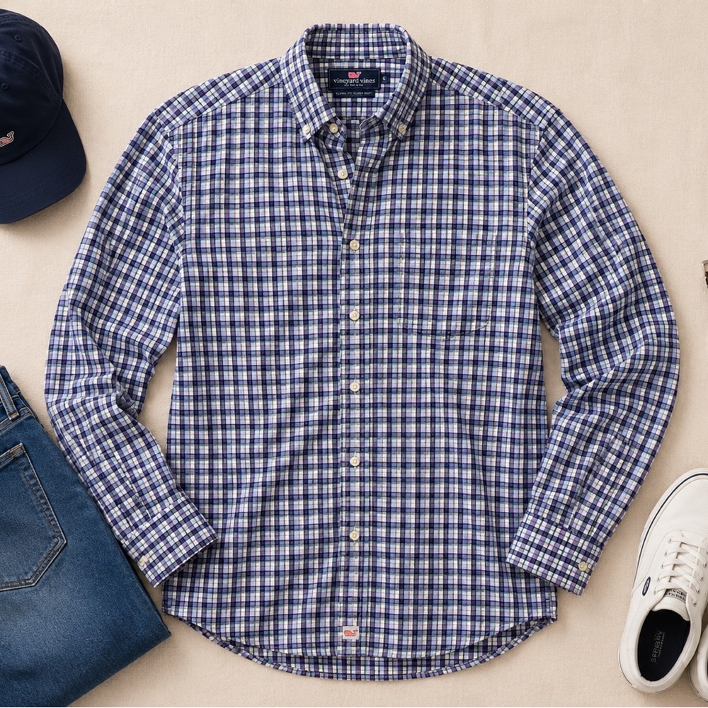 Vineyard Vines Men’s Navy and White Plaid Button-Down Shirt